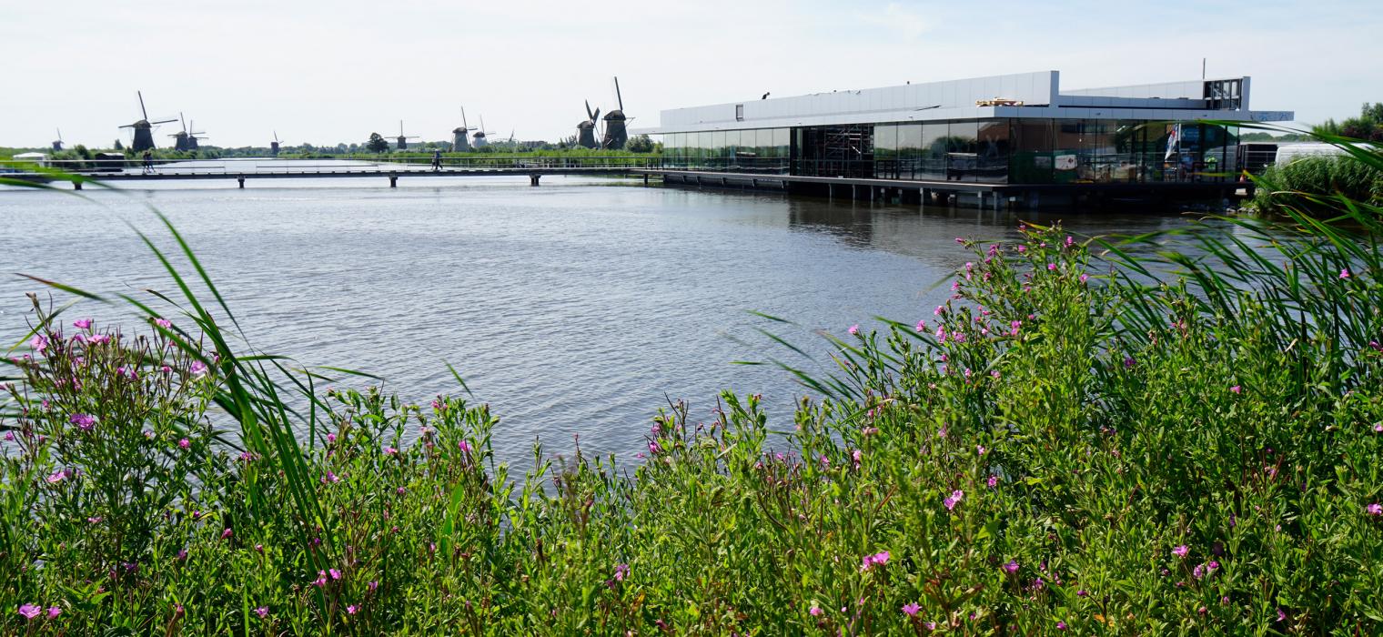 Beatrix opent Bezoekerscentrum Kinderdijk