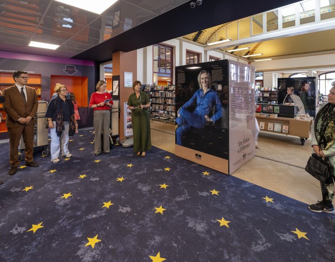 Plaquette en opening tentoonstelling Franeker