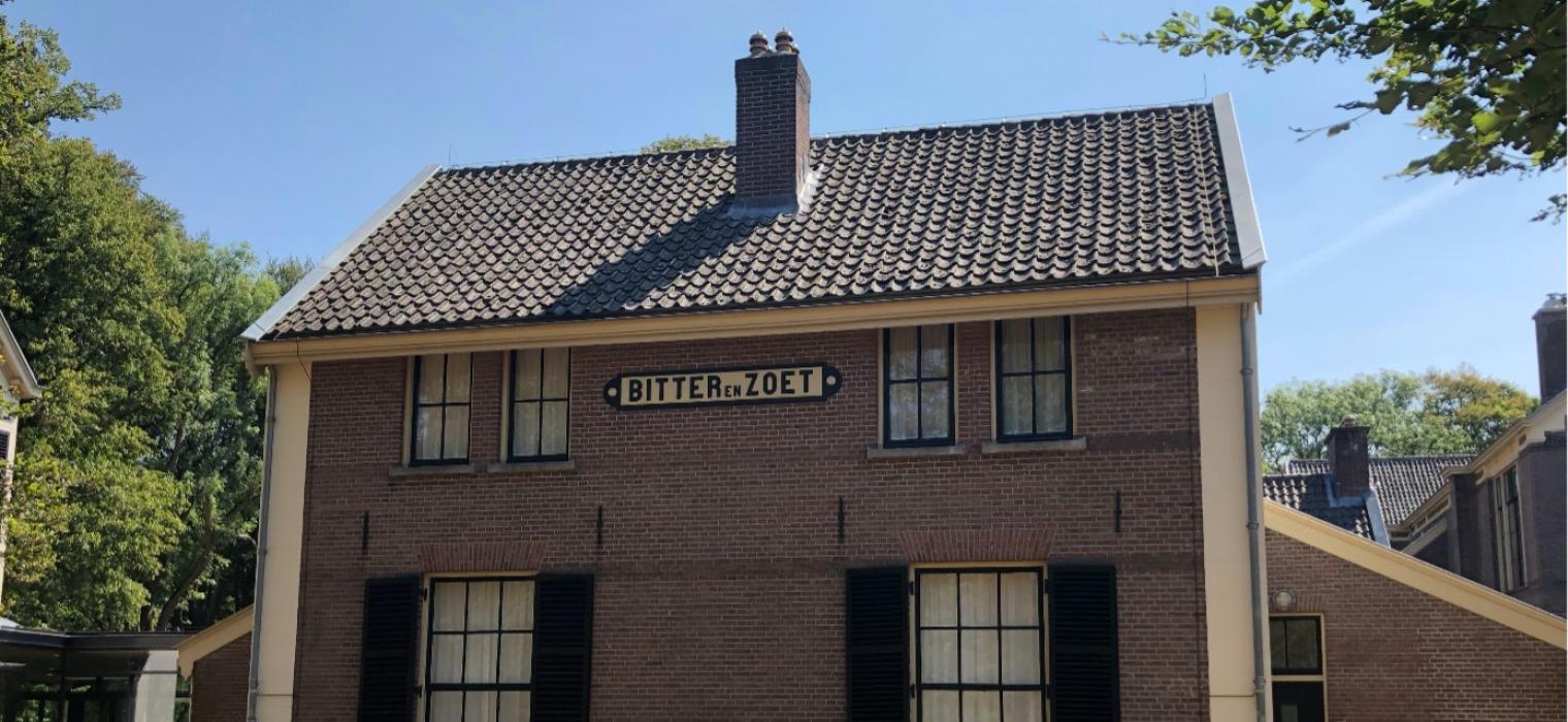 Koloniën van Weldadigheid - Apotheek annex dienstwoning ‘Bitter en Zoet’ behorend bij de kolonie Veenhuizen. (Foto: Nederlandse Unesco Commissie)